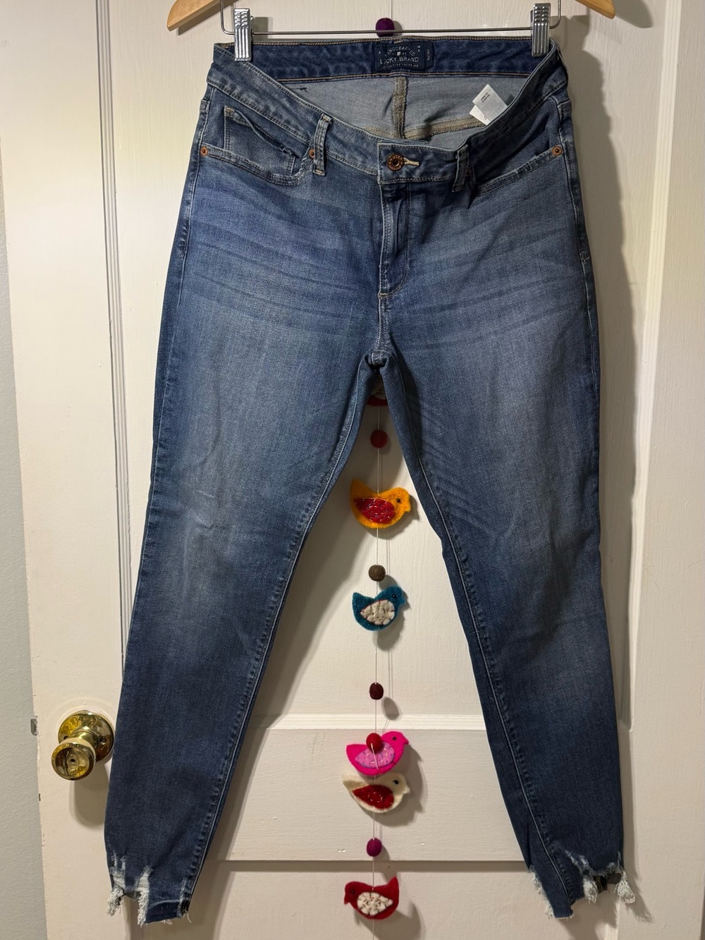 Lucky Brand Women's Light-Medium Blue Cropped Ankle Jeans